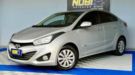 HYUNDAI HB20S 1.6 COMFORT PLUS 16V FLEX 4P AUTOMÁTICO